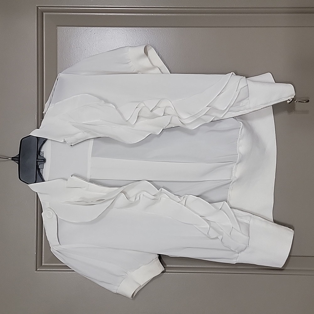 Cover jacket with ruffles